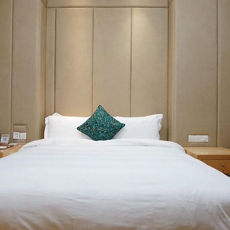 Paco Hotel Ouzhuang Metro Guangzhou-Free Shuttle To Canton Fair Eksteriør bilde