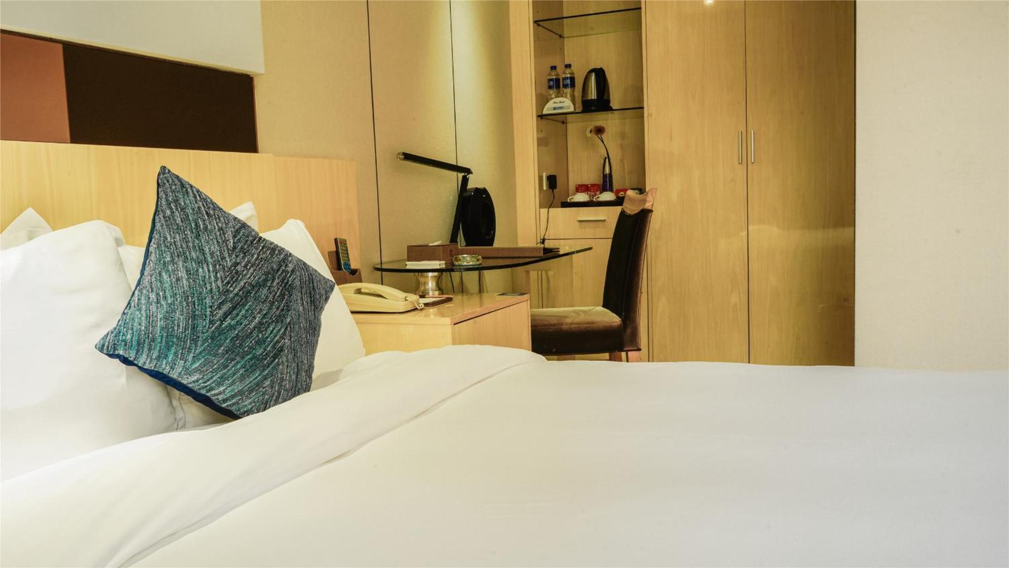 Paco Hotel Ouzhuang Metro Guangzhou-Free Shuttle To Canton Fair Eksteriør bilde